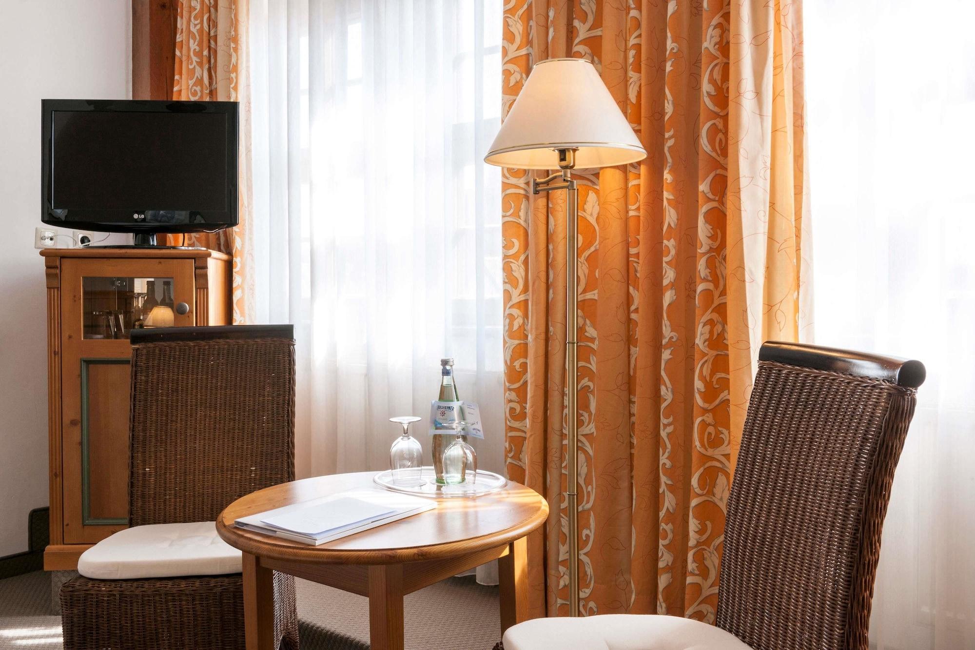 Wyndham Garden Quedlinburg Stadtschloss Экстерьер фото